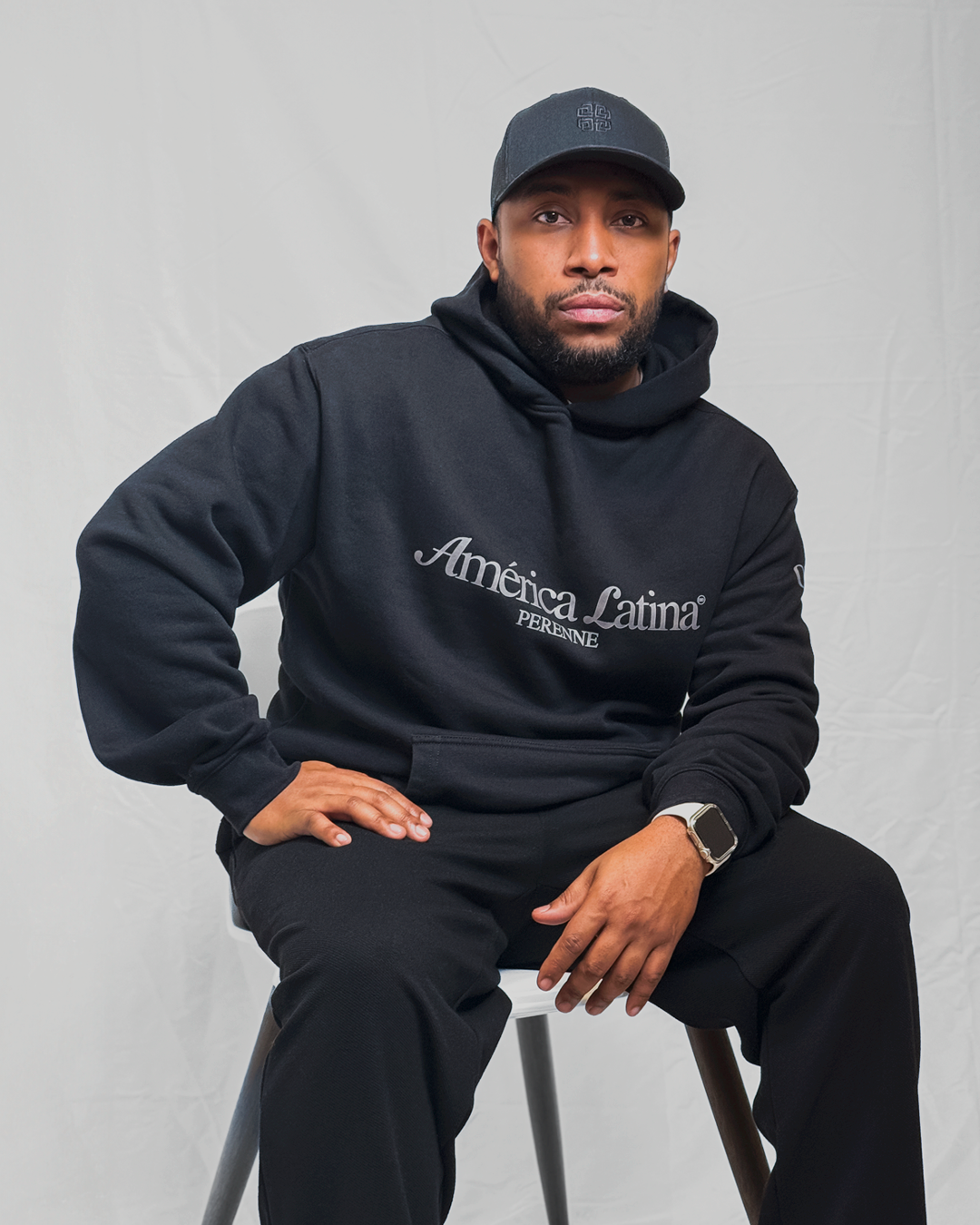 Black Oversized América Latina Hoodie