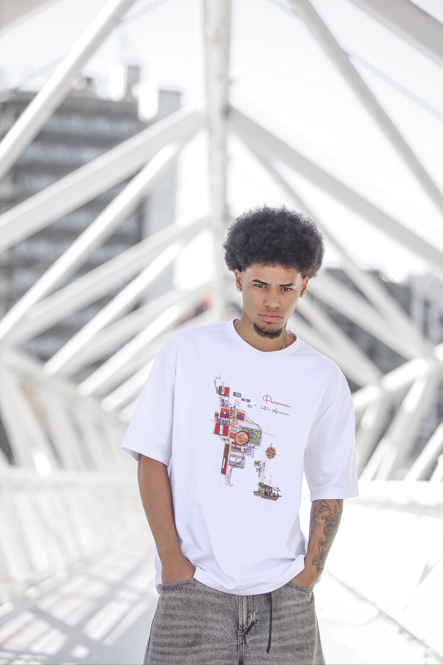 White Oversized Raíces T-Shirt
