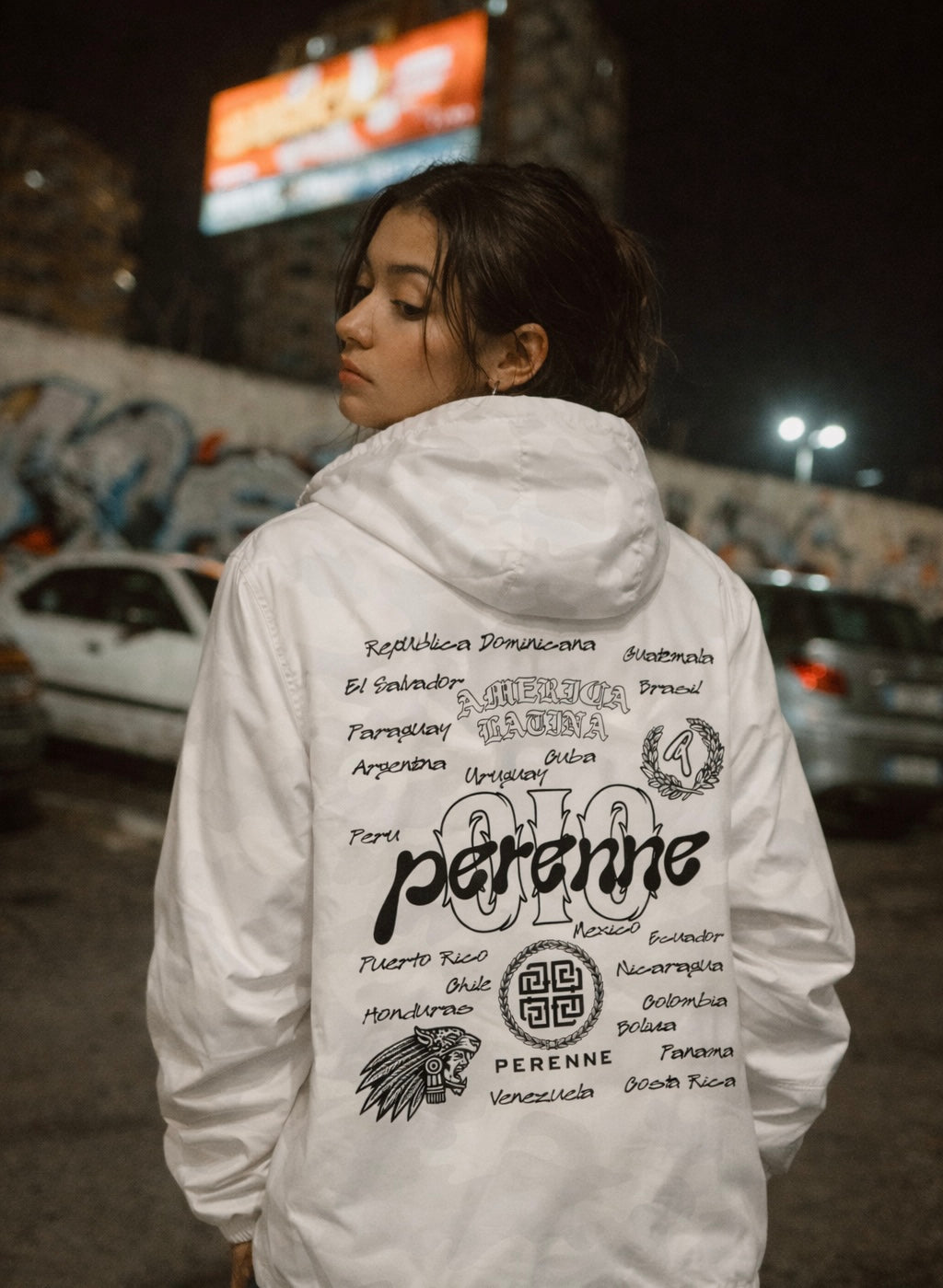 Cortavientos Latam Blanco