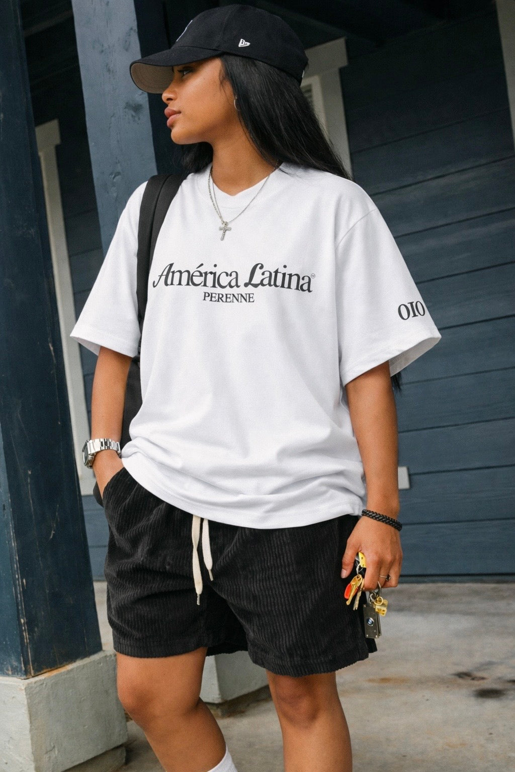 White Oversized América Latina T-Shirt