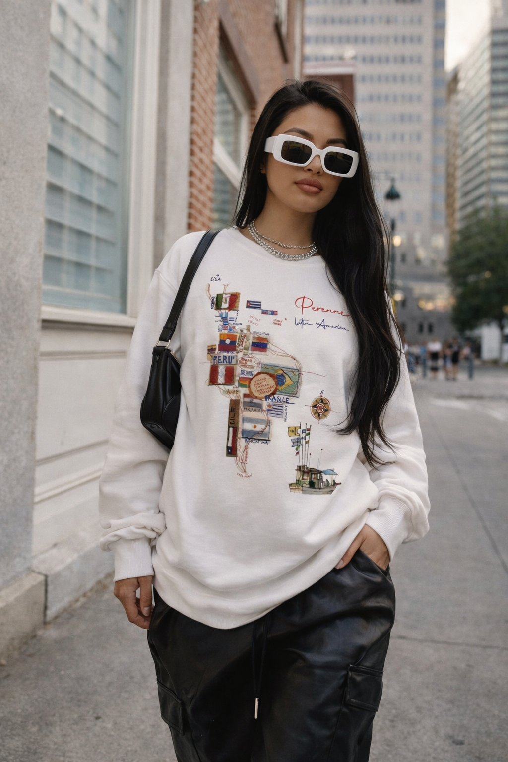 Sudadera Raíces Oversize Blanca