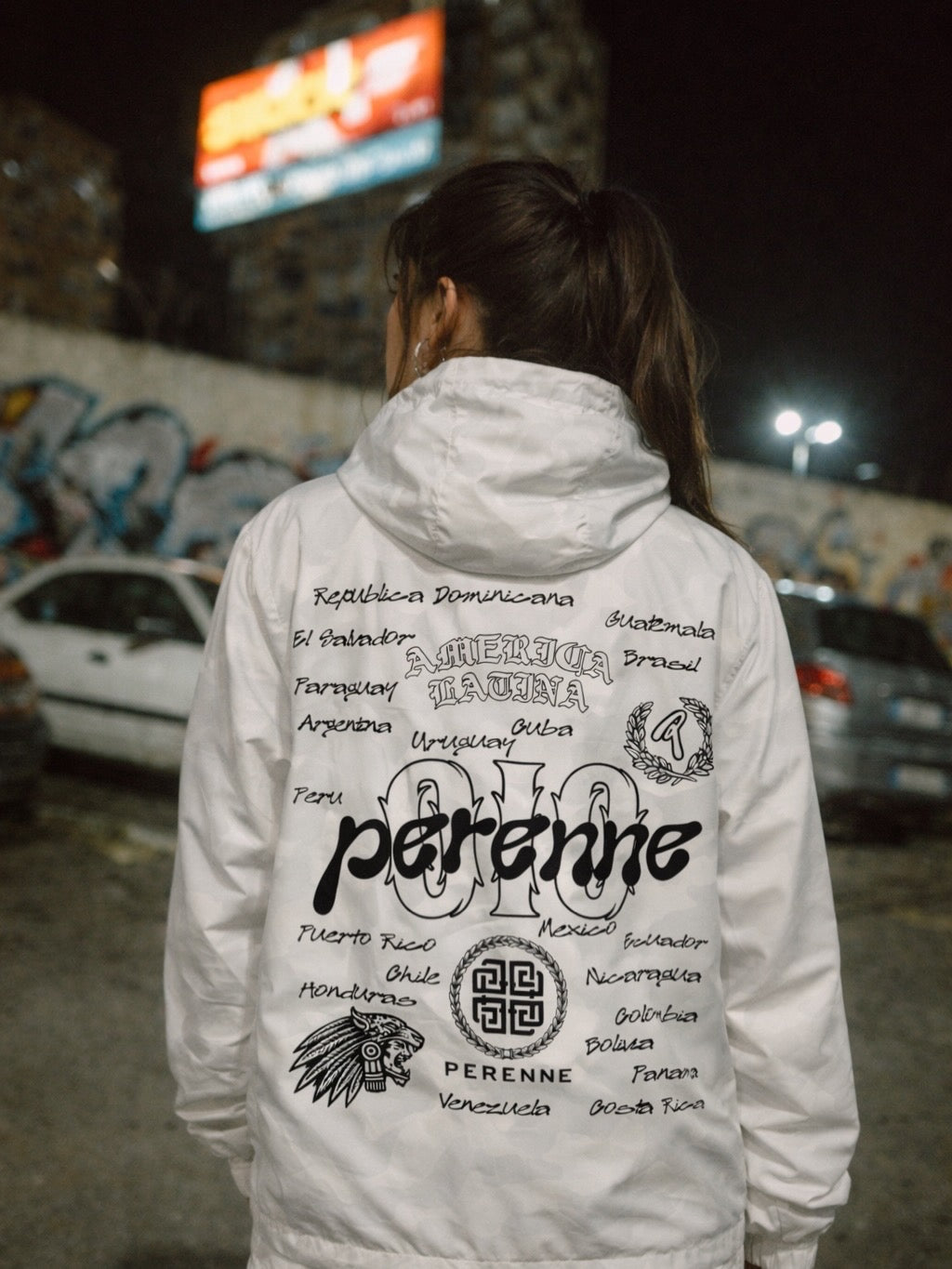 Cortavientos Latam Blanco