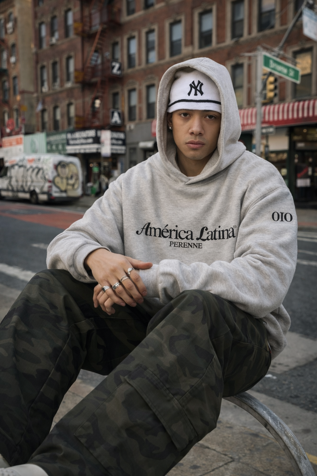 Athletic Heather Oversized América Latina Hoodie